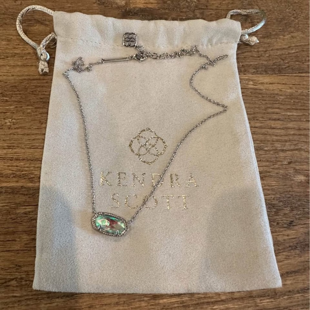 Kendra Scott Elisa Pendant Necklace